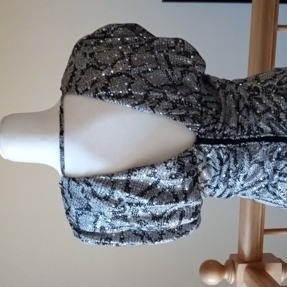 Vintage 80s - 90s rouched v front and back bling dress - Picture 7 of 13